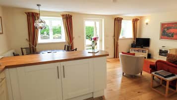 Cottage | Interior