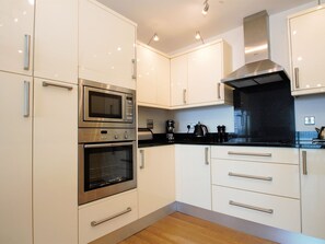 Interior - Ocean Breeze (Ilfracombe)