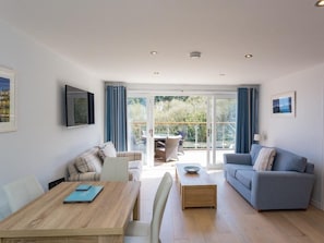 Cottage | Living room | DVD player