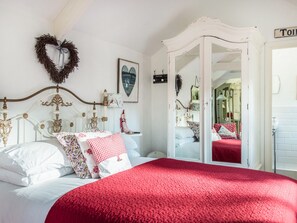 Cottage | Interior - The Snug (St Austell)