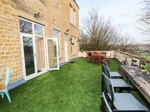 Cottage | Property grounds