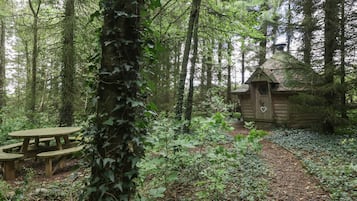 Cottage | Property grounds