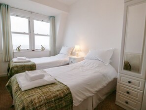 Cottage | Interior - 10 Oceanside (Ilfracombe)