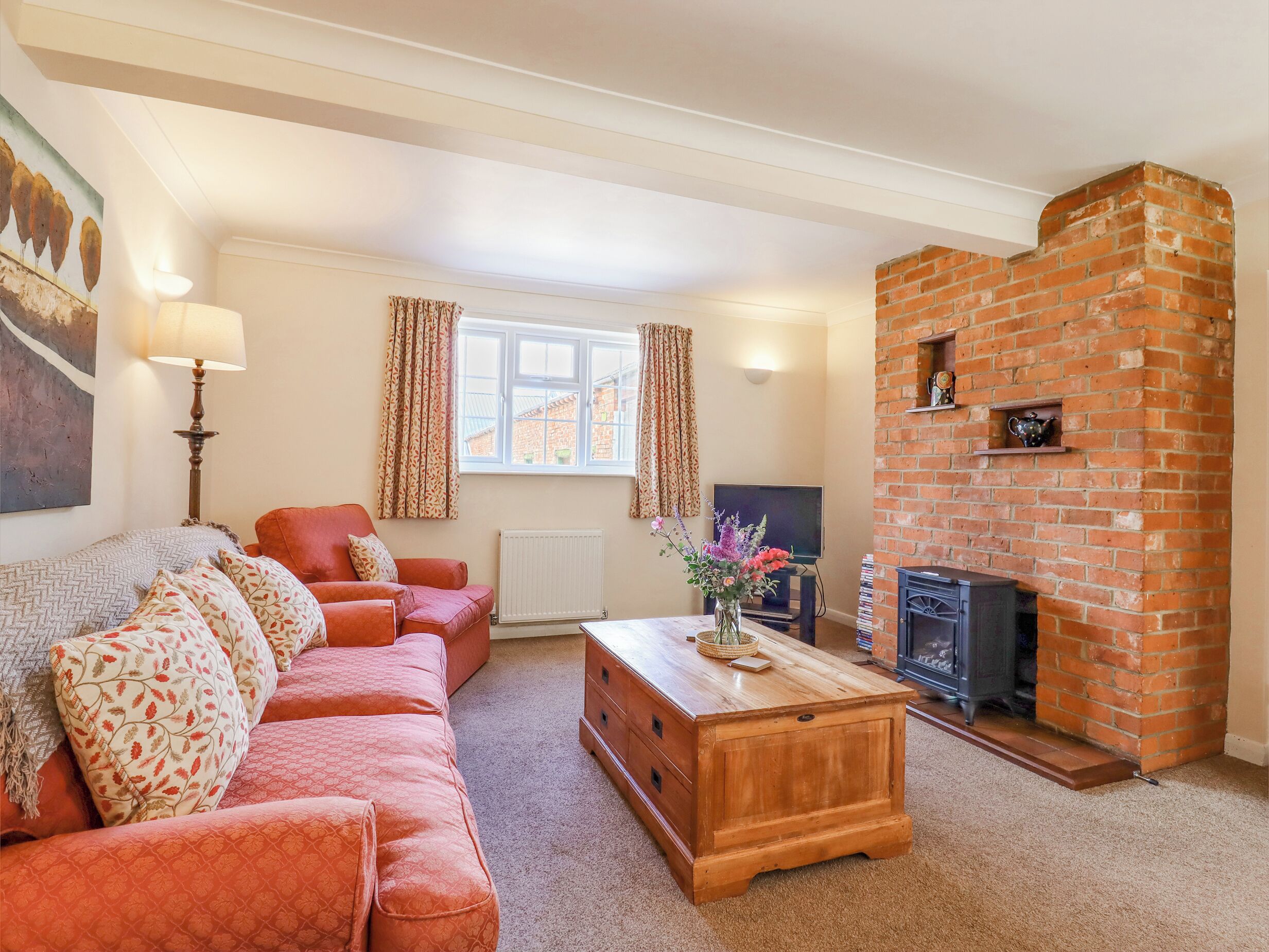 Cottage | Living area