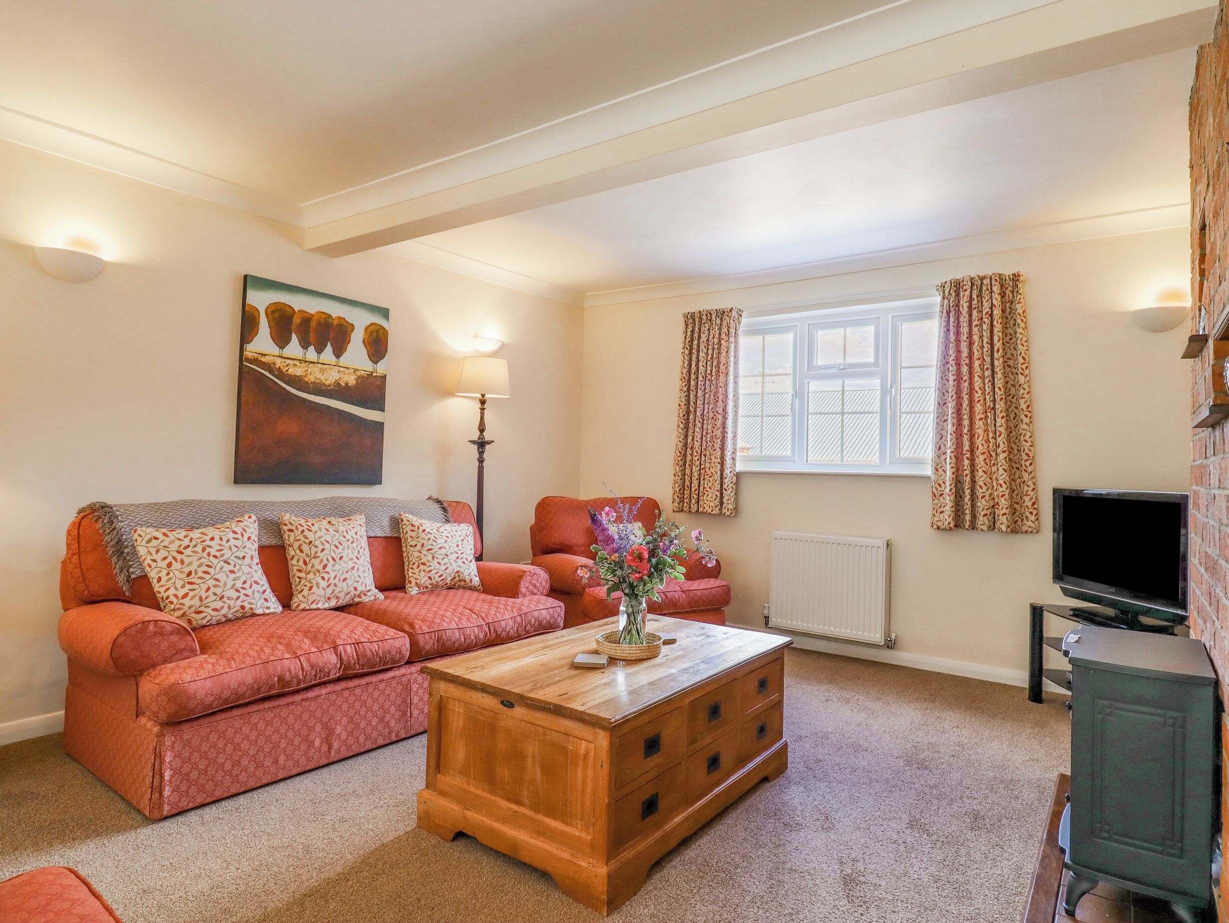 Cottage | Living area