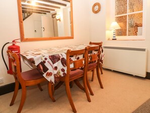 Cottage | Interior - Bryn Lleuddad (Pwllheli)