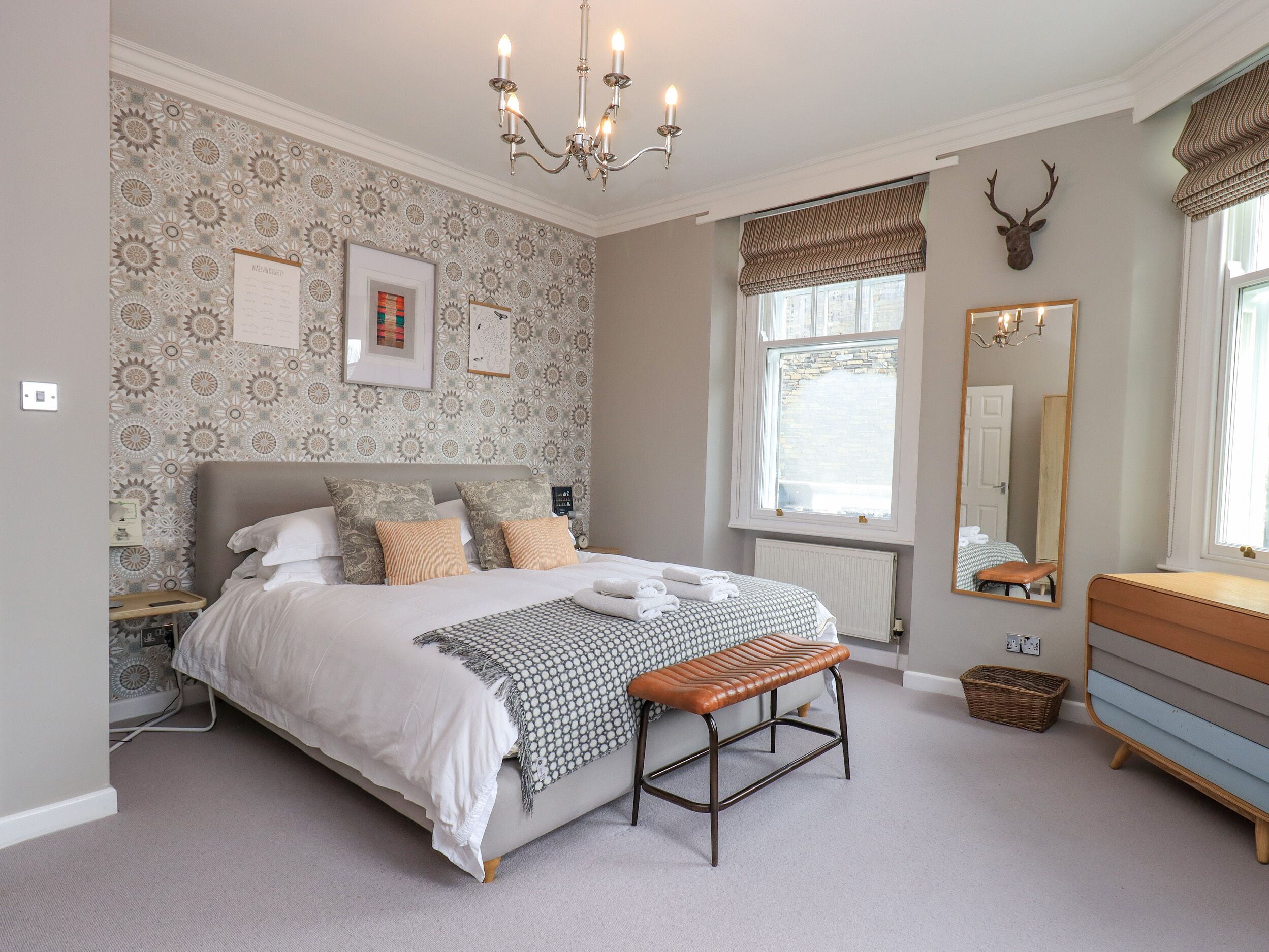 2 bedrooms, individually decorated, individually furnished, free WiFi