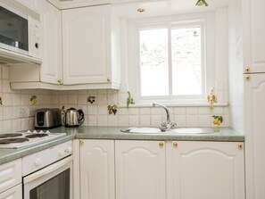 Cottage | Interior
