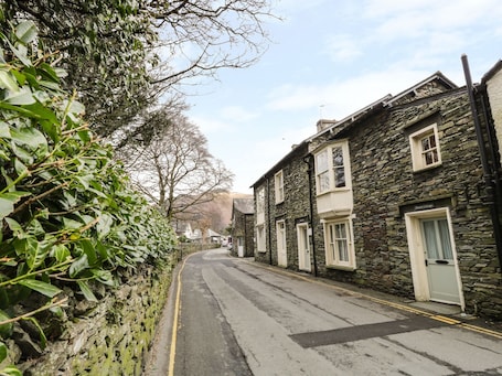 Exterior. Rowan Cottage