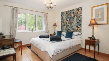 3 bedrooms, individually decorated, individually furnished, free WiFi