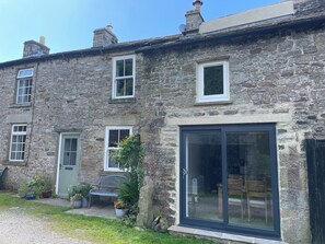 Cottage | Exterior - The Curlews (Richmond)