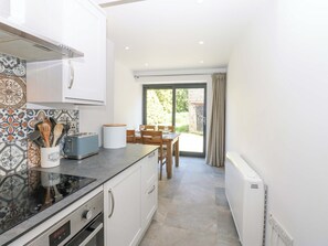 Cottage | Interior - The Curlews (Richmond)