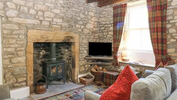 Cottage | Living area