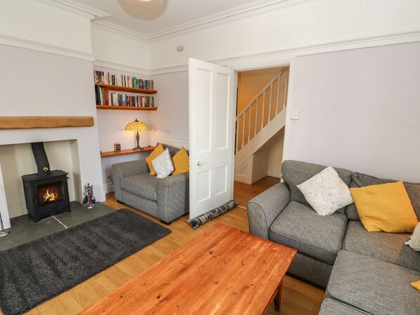 Cottage | Living area | TV, DVD player - Pelham House (Keswick)