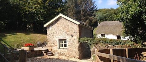 Cottage | Interior