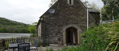 Cottage | Property grounds