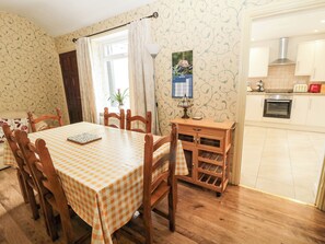 คอทเทจ | ภายใน