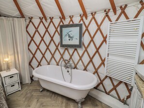 Cottage | Bathroom | Shower