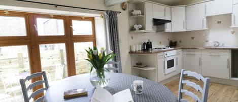 Cottage | Interior