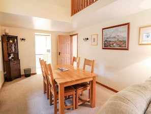 Cottage | Interior