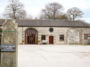 Exterior - Number 3 (Buxton)