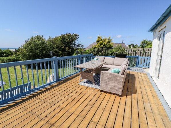 Cottage | Balcony