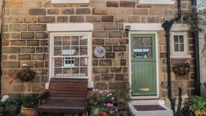 Exterior detail - Bulmers Cottage (Saltburn-by-the-Sea)