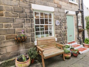Cottage | Property grounds - Bulmers Cottage (Saltburn-by-the-Sea)