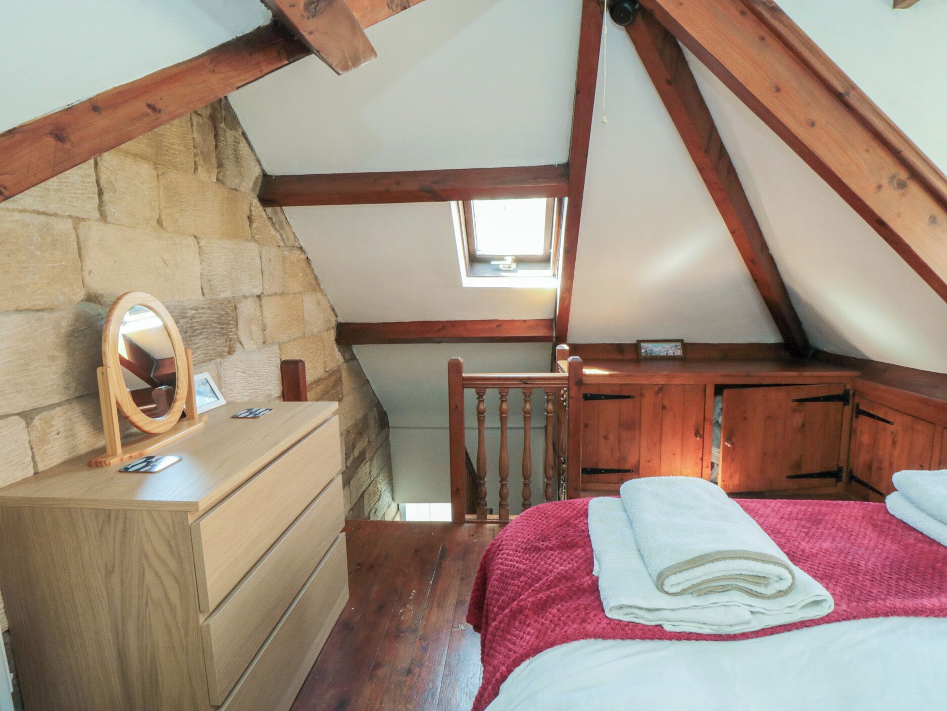 2 bedrooms, WiFi (free), individually decorated, individually furnished