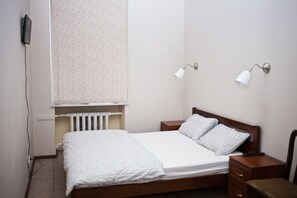 Habitación doble Confort, 1 cama Queen size, para no fumadores | Insonorización, tabla de planchar con plancha y wifi gratis