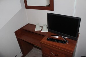Soundproofing, iron/ironing board, free WiFi, bed sheets