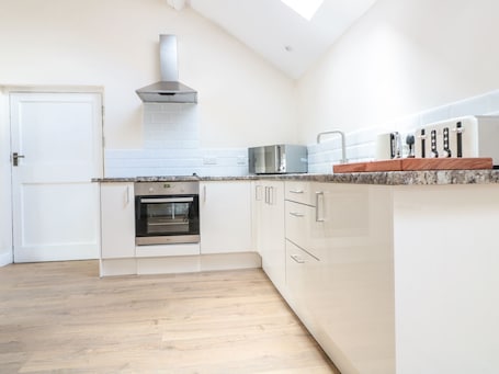 Cottage | Interior