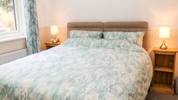 2 habitaciones, decoración personalizada y muebles diferentes