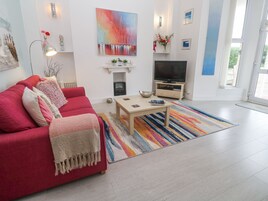 Cottage | Living area | TV, DVD player