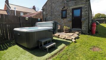 Cottage | Terrace/patio