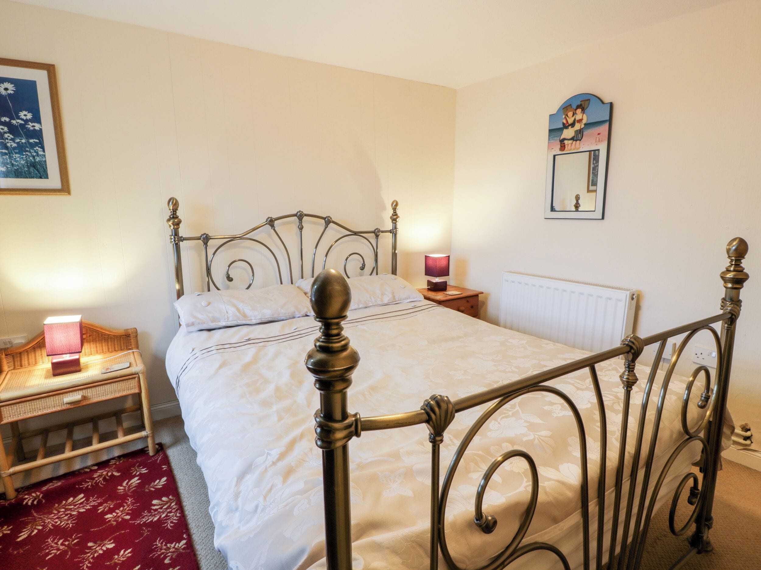 2 bedrooms, individually decorated, individually furnished, free WiFi