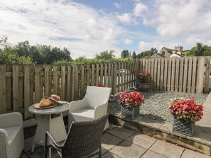 Cottage | Property grounds - Betty's Mews (Ambleside)