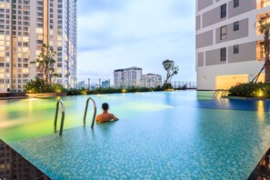 Pool - MT Rivergate (Ho Chi Minh City)