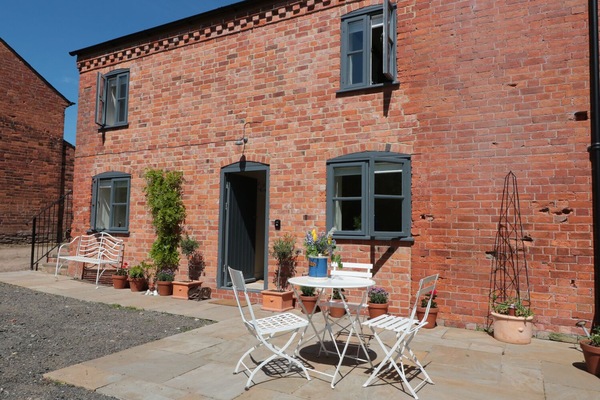 Cottage | Balcony