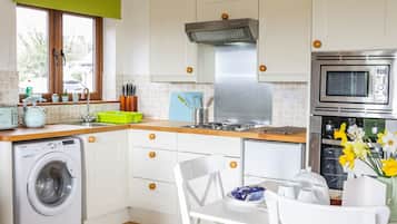 Cottage | Interior