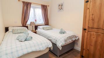 Cottage | 2 phòng ngủ, trang trí khác biệt