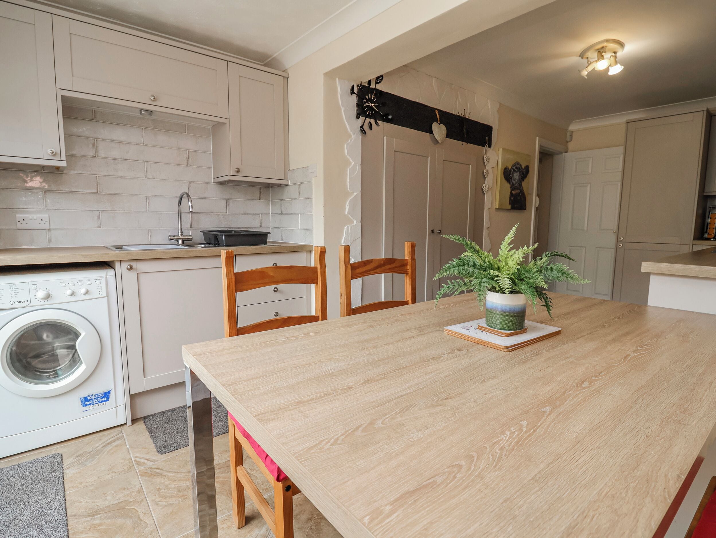 Cottage | Interior