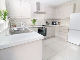 คอทเทจ | ภายใน