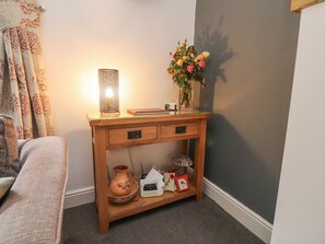 Cottage | Living room | TV, DVD player - Heather Corner (Keighley)