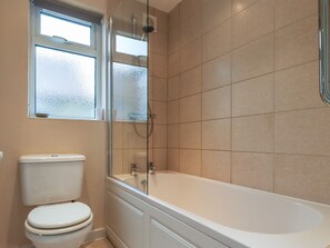 Cottage | Bathroom