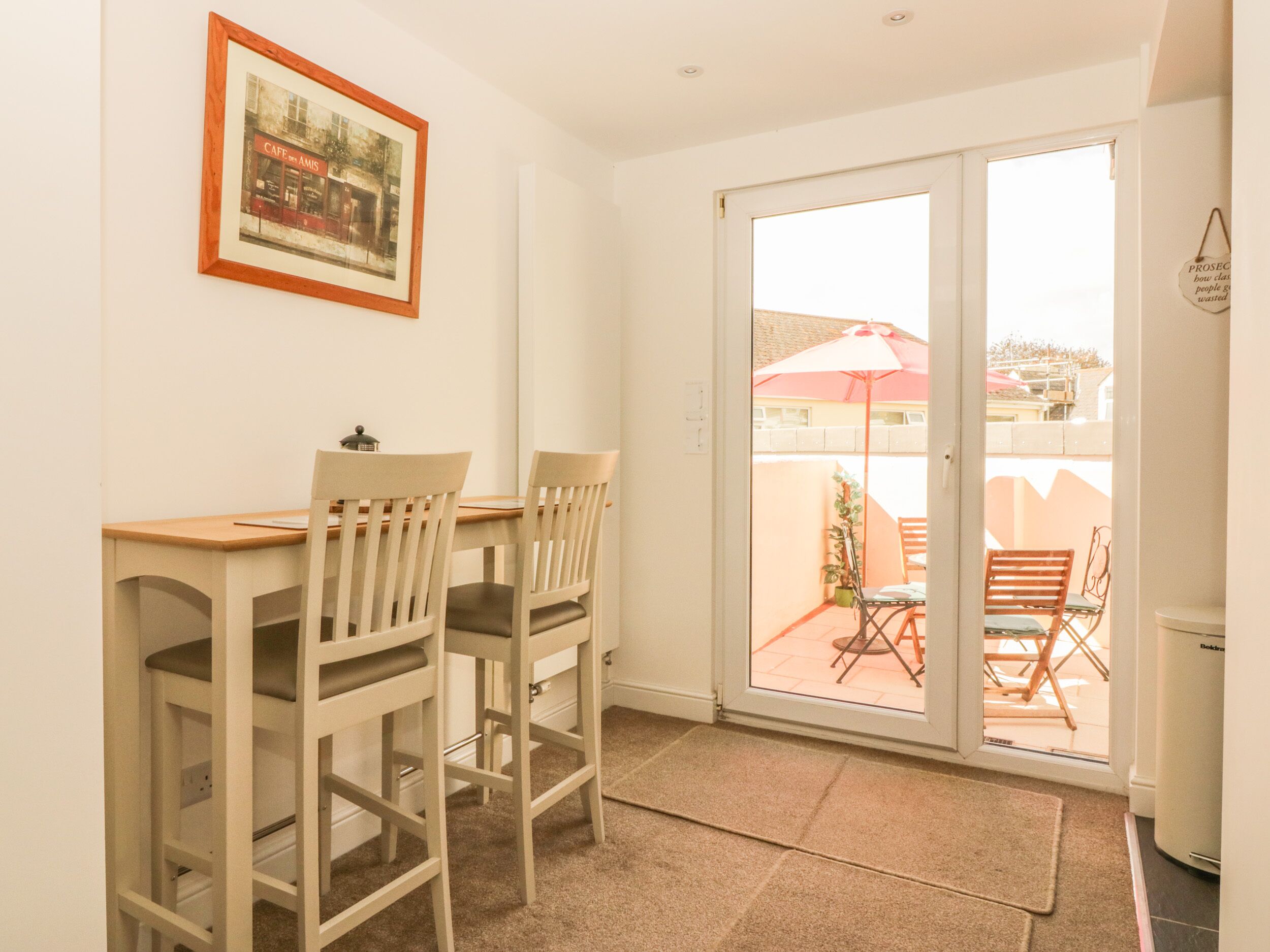 Cottage | Interior