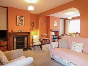 Cottage | Living area | DVD player - Sea Pearl (Lowestoft)