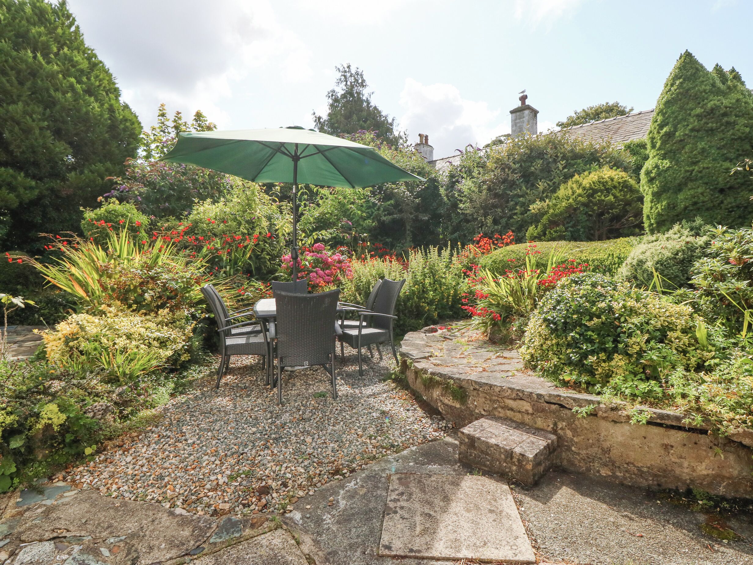 Cottage | Outdoor dining