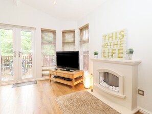 Cottage | Living area - 10 Thirlmere (Windermere)