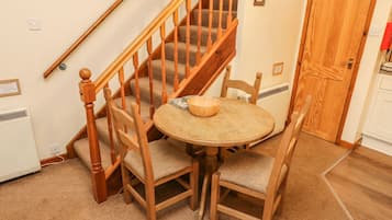 Cottage | Interior